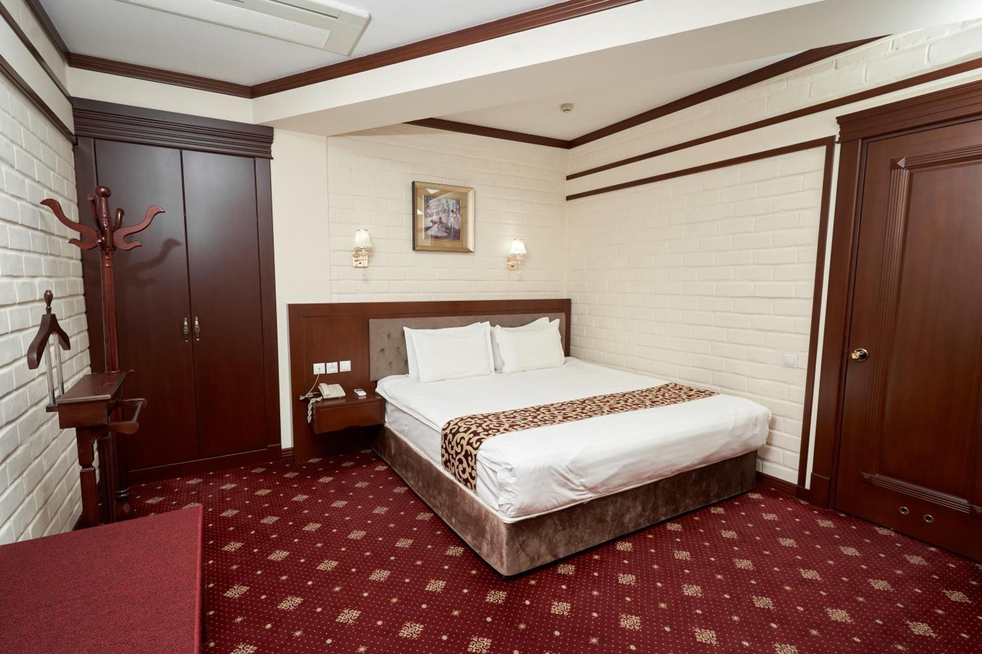 Rakat Plaza Hotel Tashkent Bagian luar foto