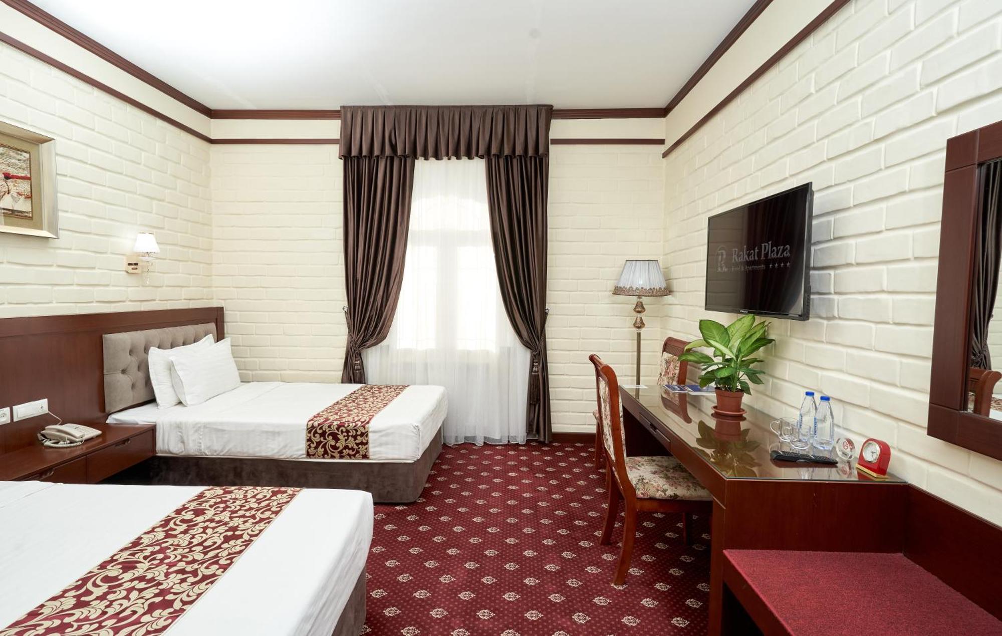 Rakat Plaza Hotel Tashkent Bagian luar foto