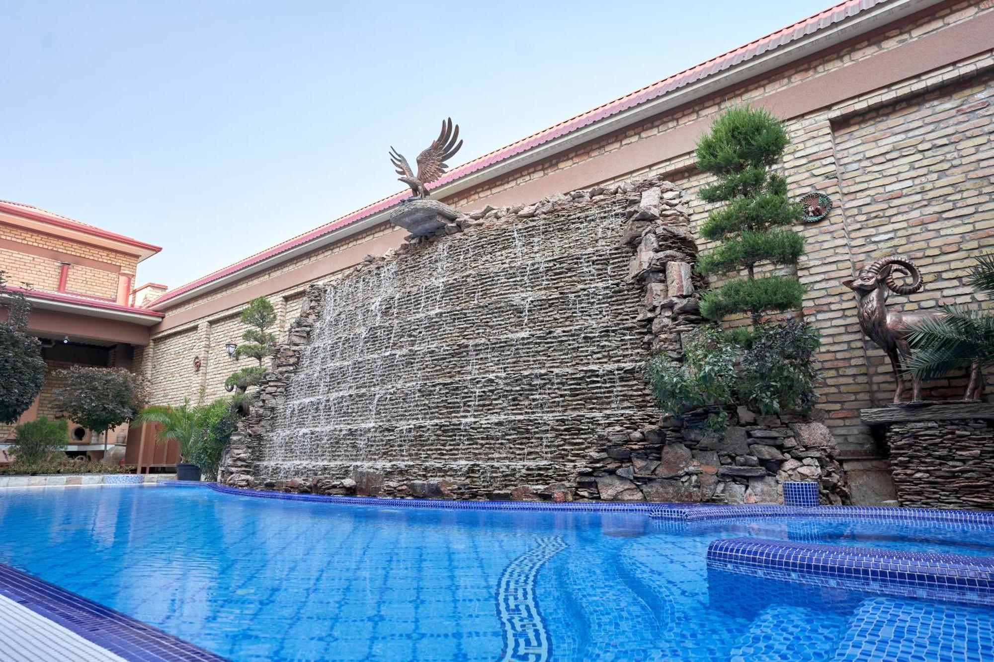 Rakat Plaza Hotel Tashkent Bagian luar foto
