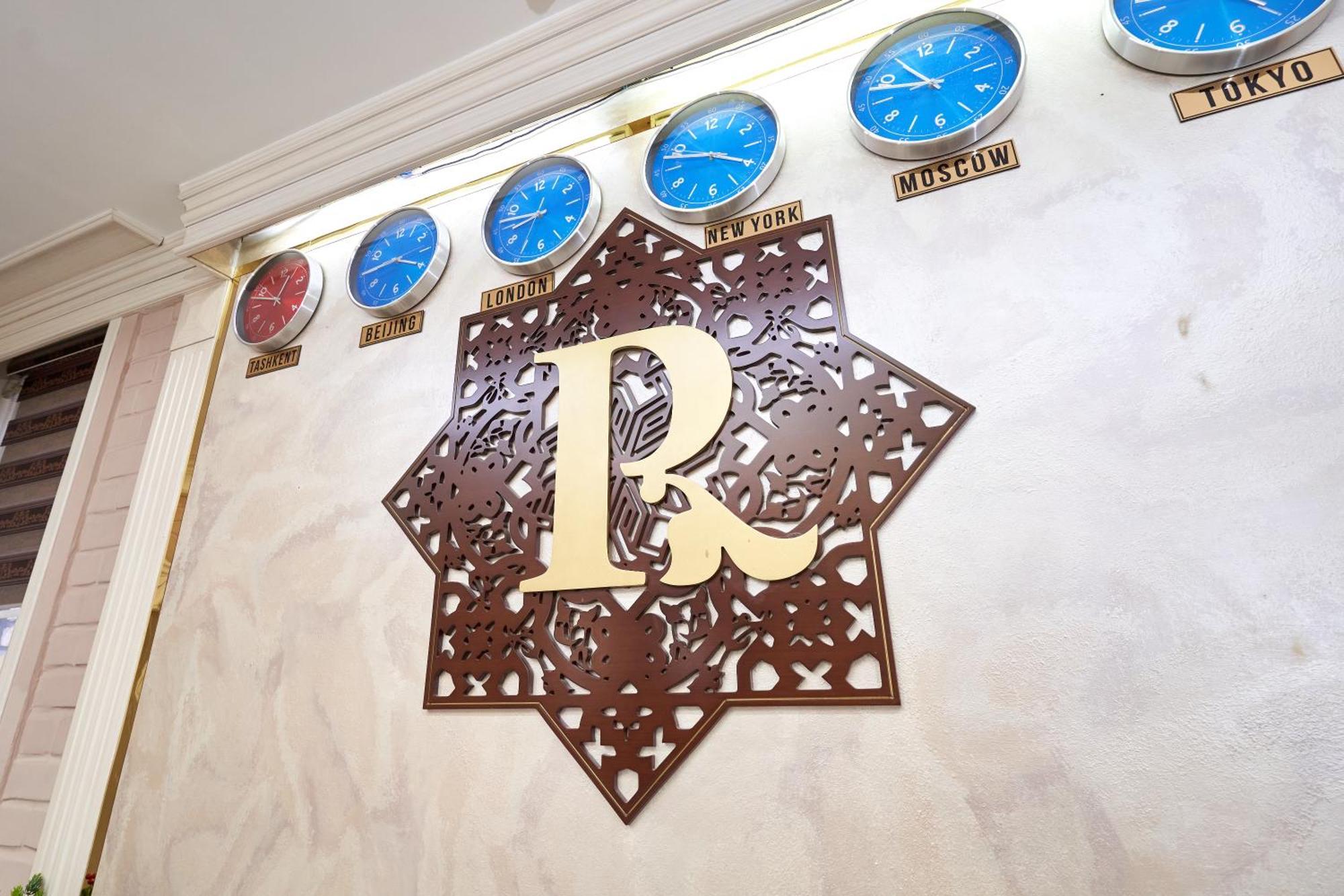 Rakat Plaza Hotel Tashkent Bagian luar foto